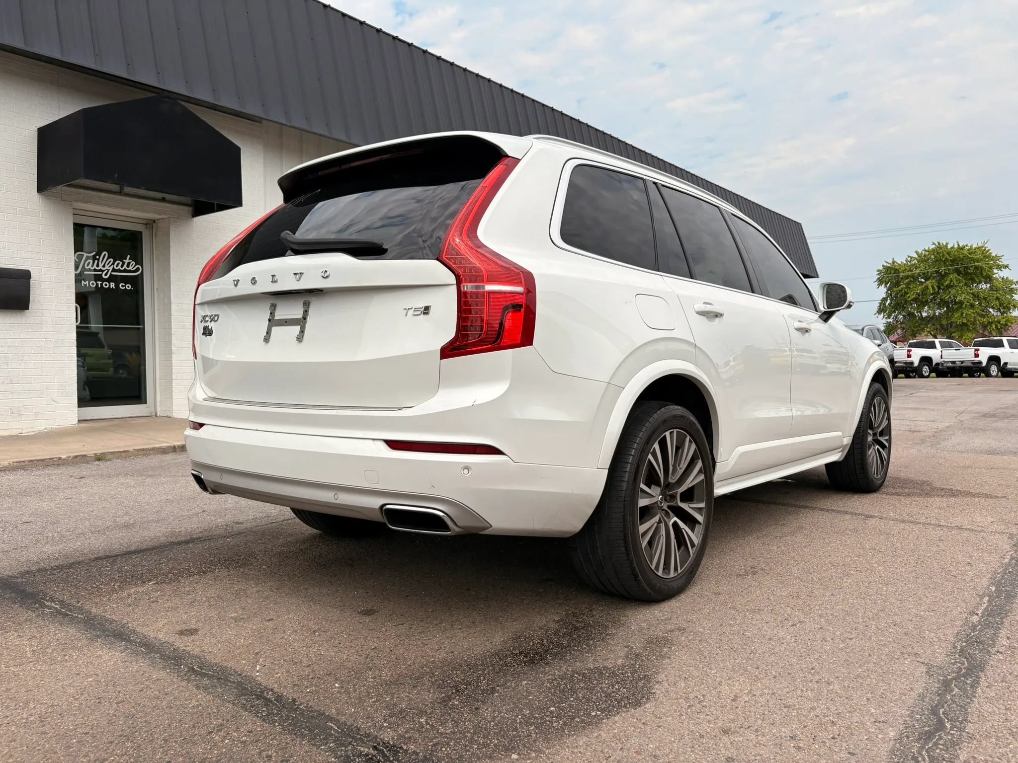 Used 2020 Volvo XC90 T5 Momentum w/ Protection Package Premier AWD/4WD image 7