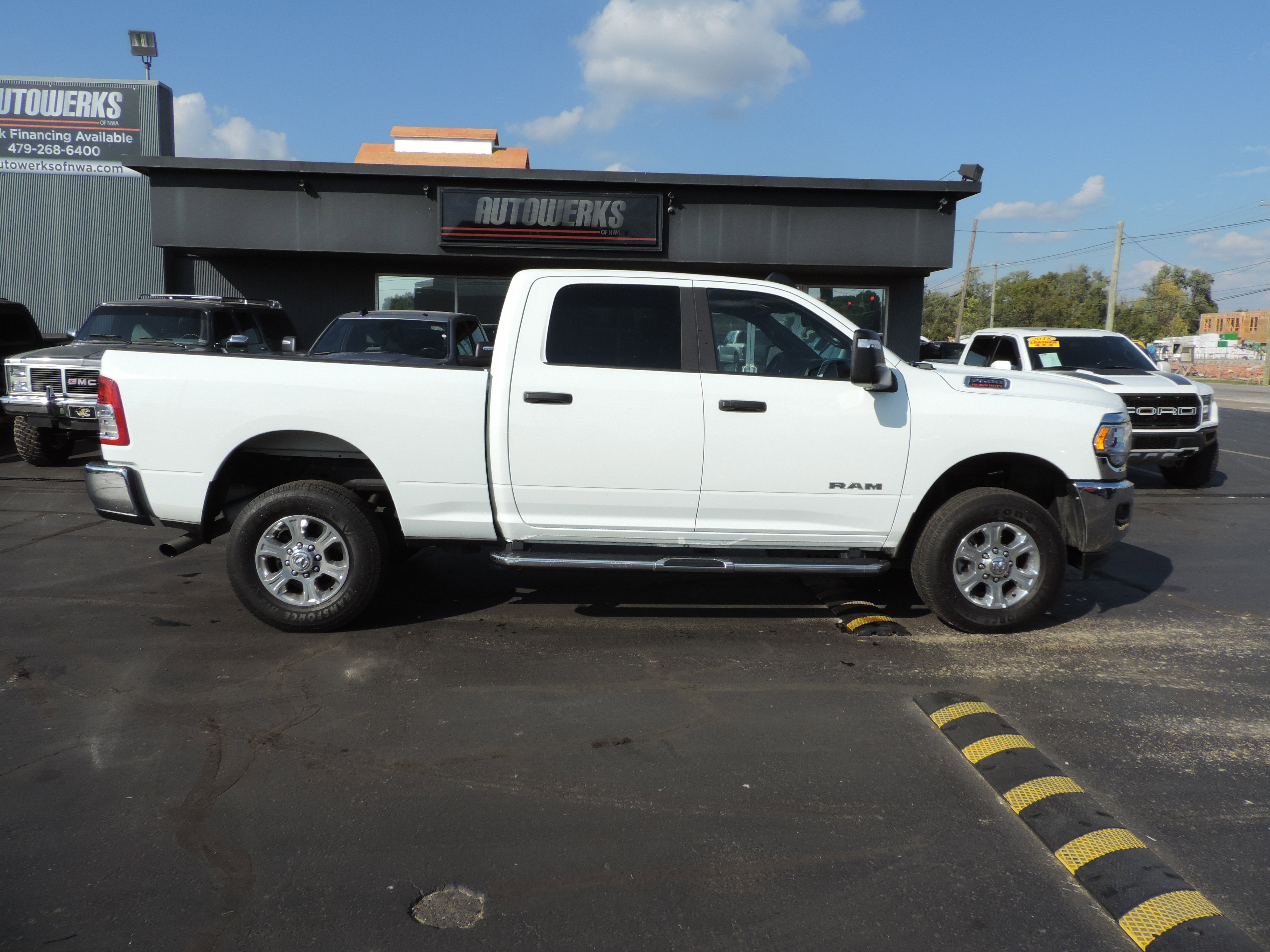 Used 2024 RAM 2500 Big Horn w/ Bed Utility Group image 3