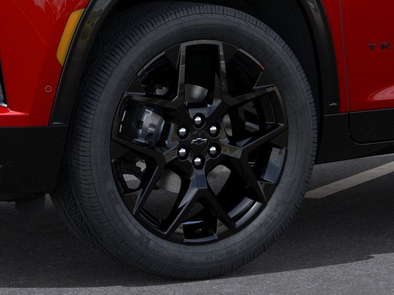 New 2026 Chevrolet Traverse RS w/ LPO, Floor Liner Package FWD image 9