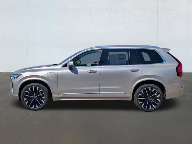 New 2026 Volvo XC90 T8 Plus w/ Protection Package Premier AWD/4WD image 3