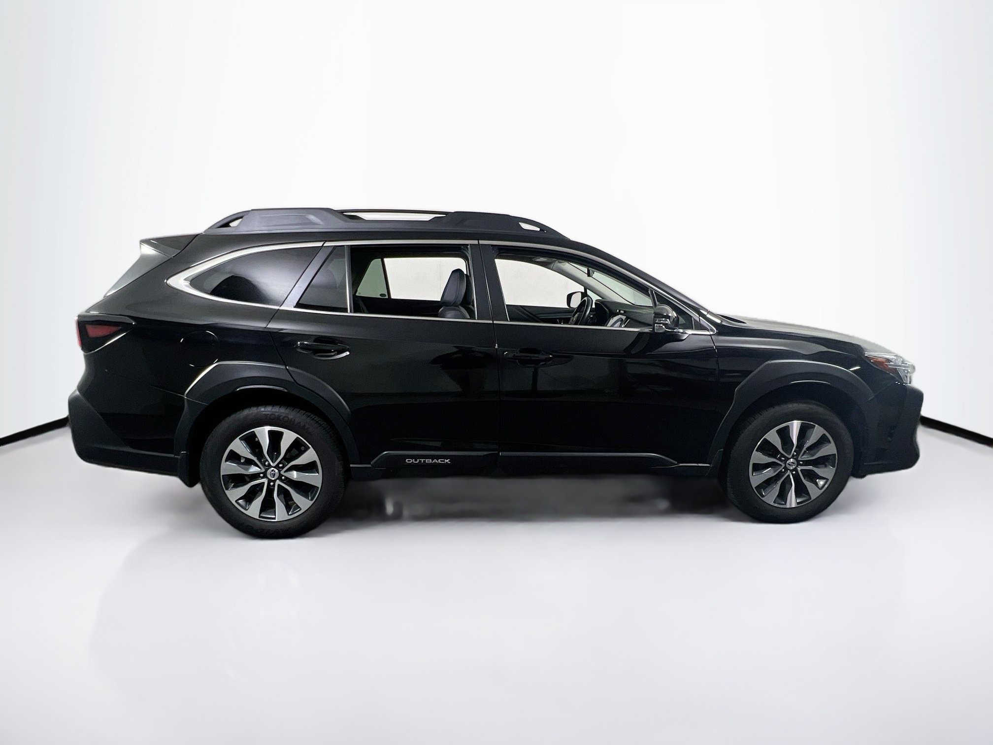 Used 2023 Subaru Outback Limited AWD/4WD image 4