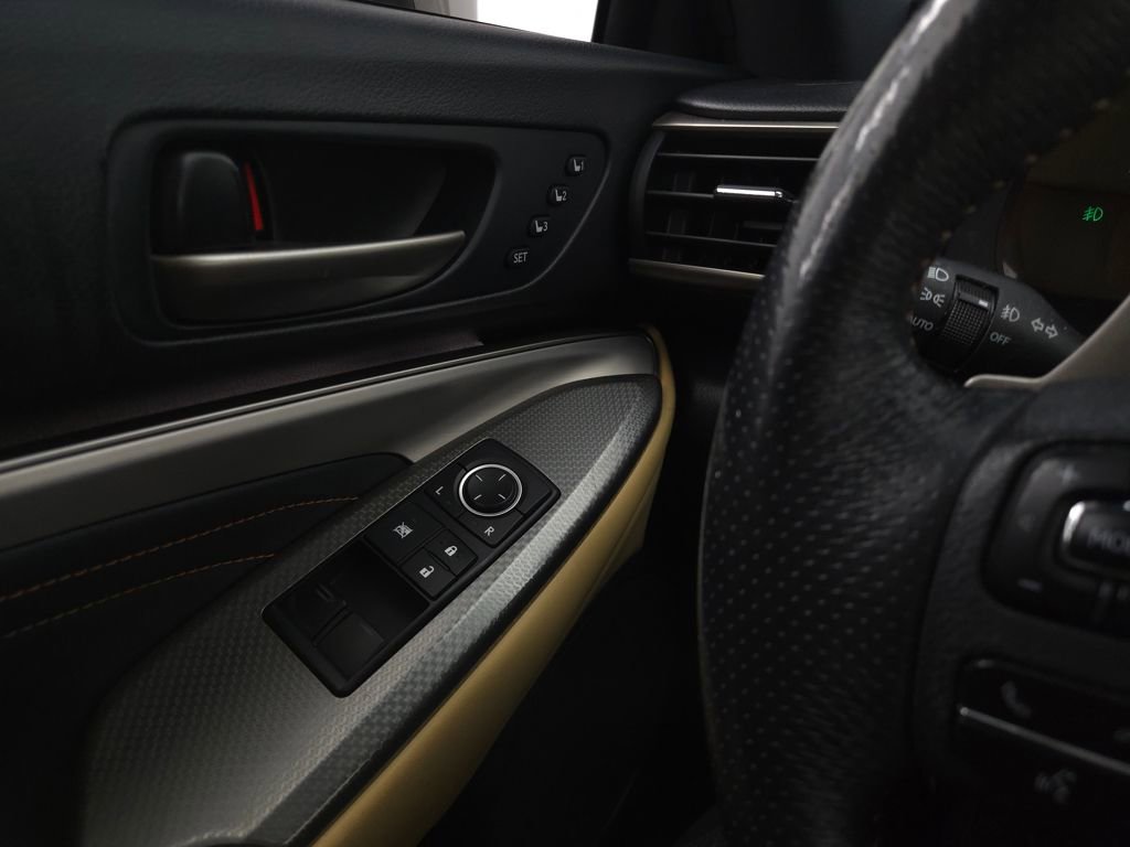 Used 2015 Lexus RC 350 AWD image 29