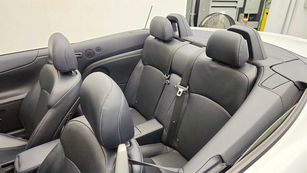 Used 2013 Lexus IS 250C w/ Luxury Pkg RWD image 22