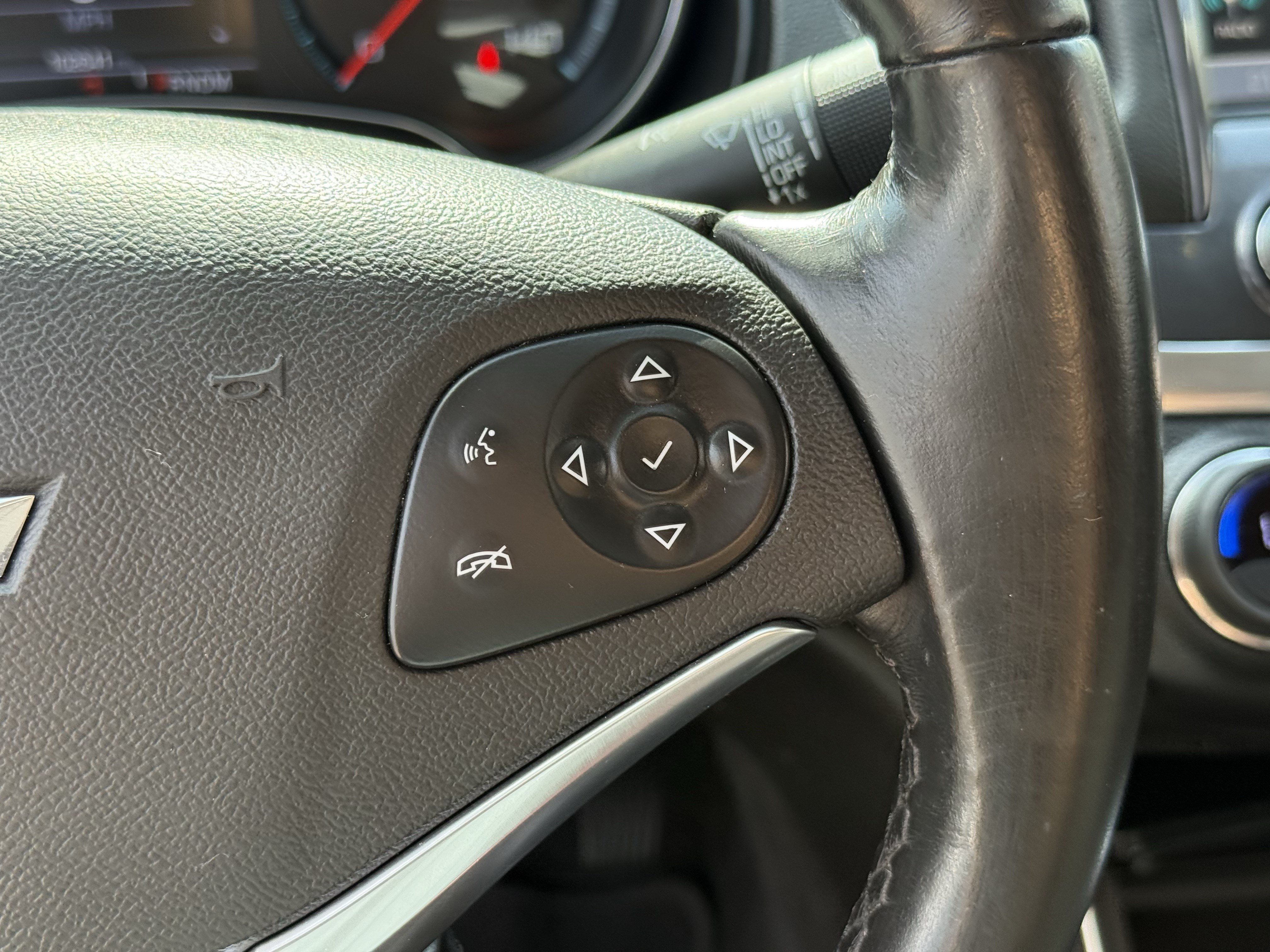 Used 2019 Chevrolet Impala LT FWD image 17