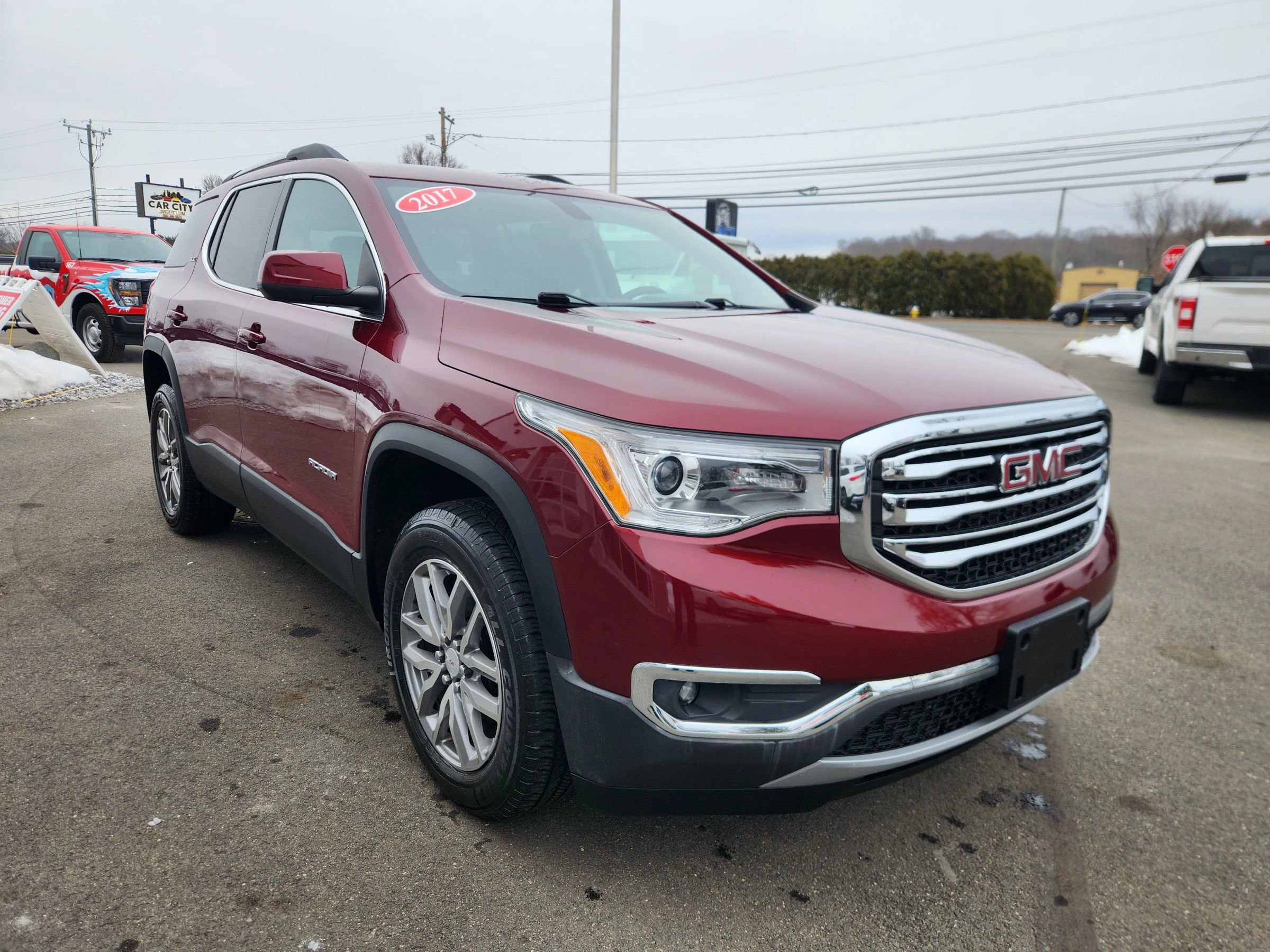 Used 2017 GMC Acadia SLE image 22