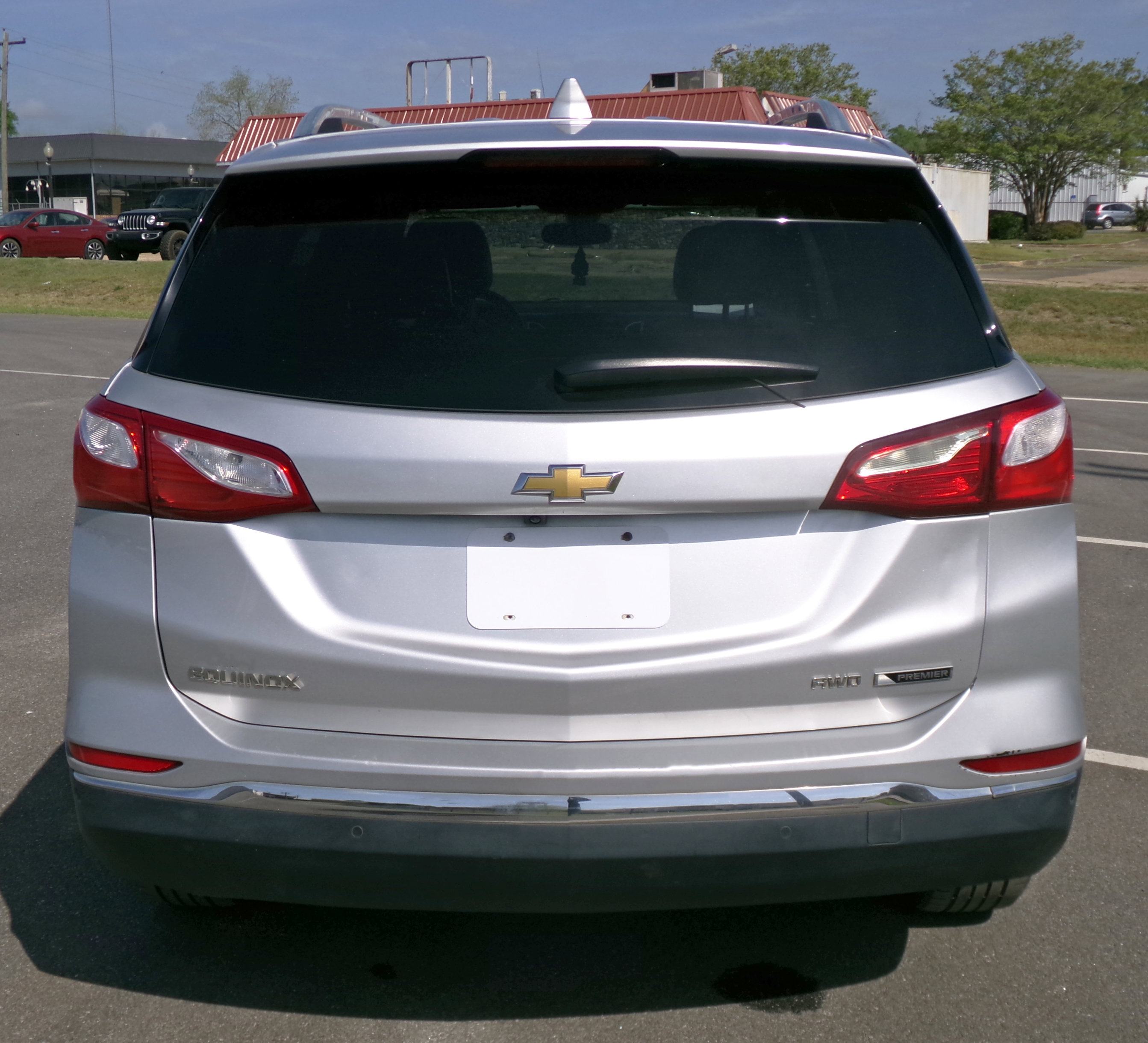 Used 2018 Chevrolet Equinox Premier image 4