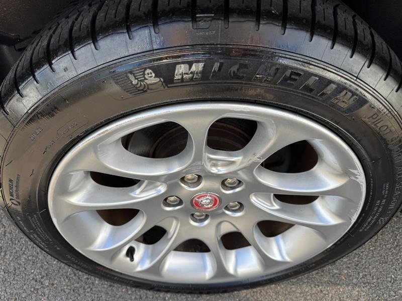 Used 2000 Jaguar XK8 Convertible image 17