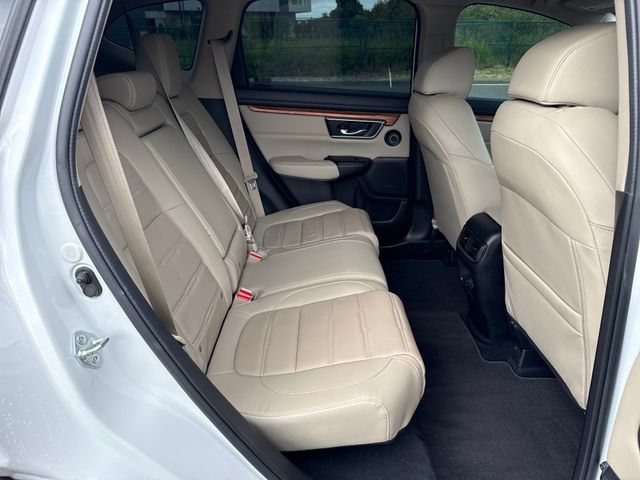 Used 2022 Honda CR-V Touring image 12