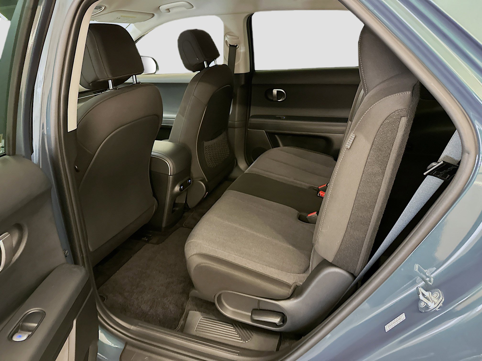 Used 2024 Hyundai Ioniq 5 SE image 29