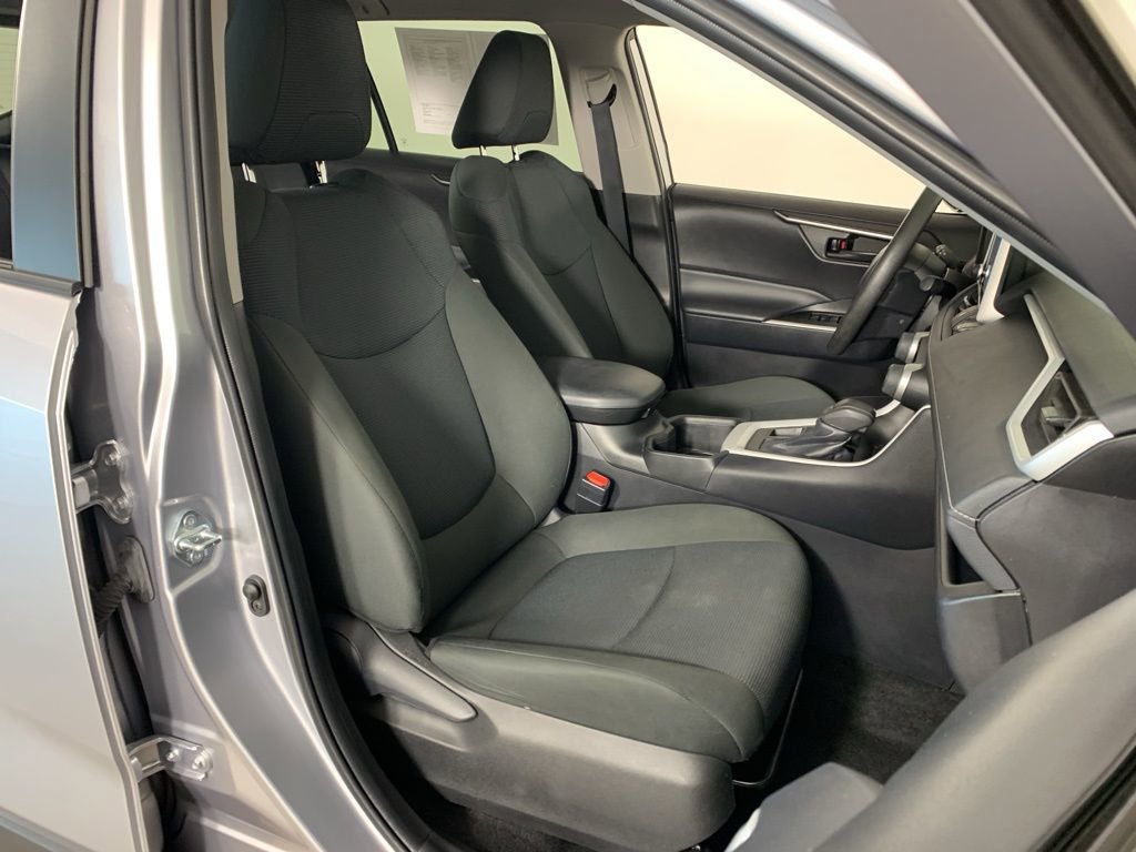 Used 2024 Toyota RAV4 LE image 36