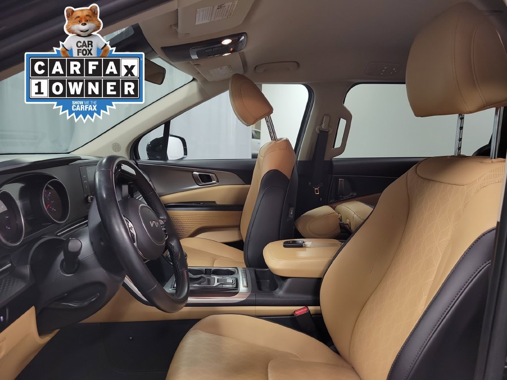 Used 2022 Kia Carnival LX FWD image 15