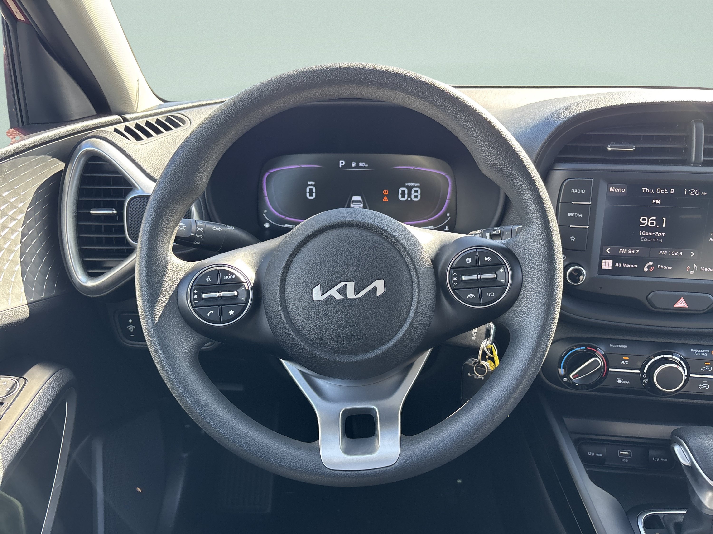 Used 2025 Kia Soul LX w/ LX Technology Package FWD image 21
