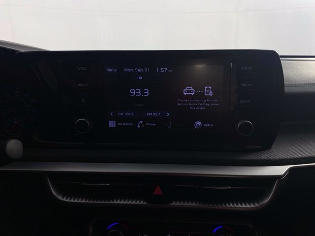 Used 2022 Kia K5 LX FWD image 21