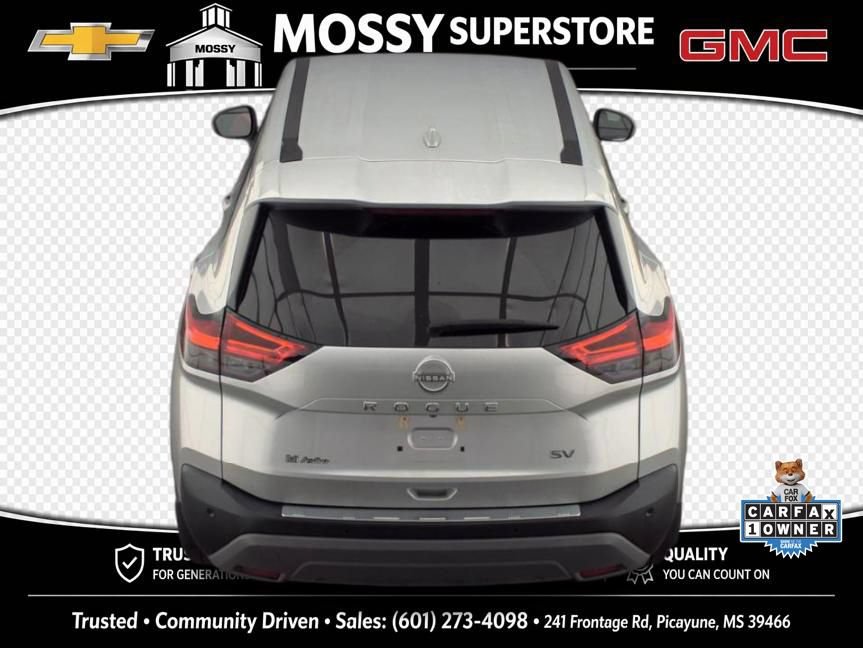 Used 2023 Nissan Rogue SV FWD image 6