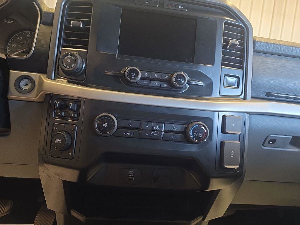 Used 2022 Ford F150 XLT w/ Trailer Tow Package image 15