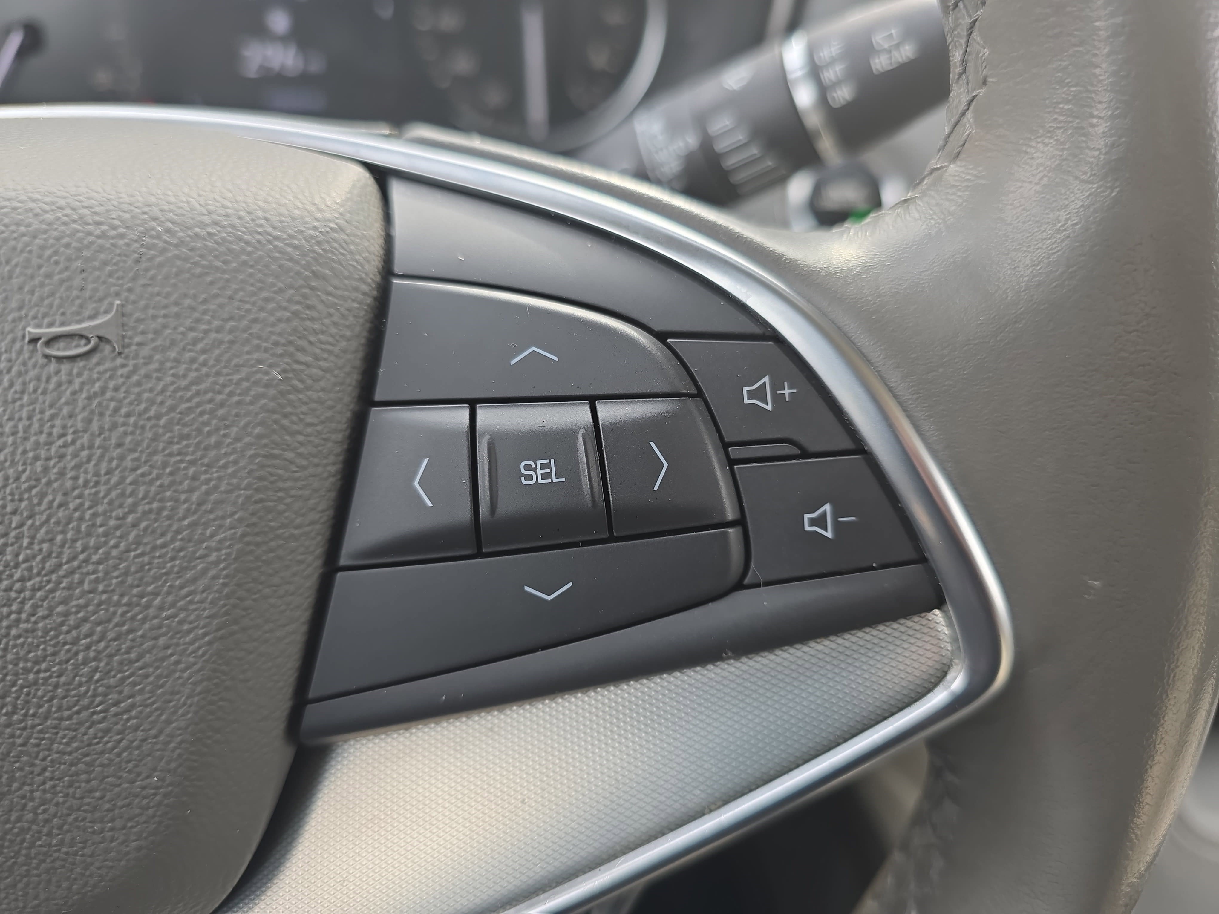 Used 2020 Cadillac XT5 Premium Luxury image 17