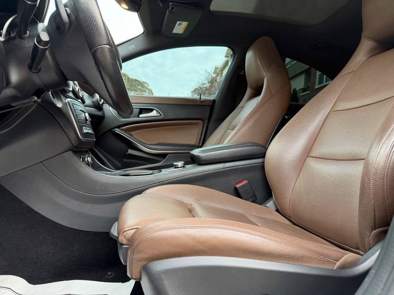 Used 2018 Mercedes-Benz CLA 250 image 43