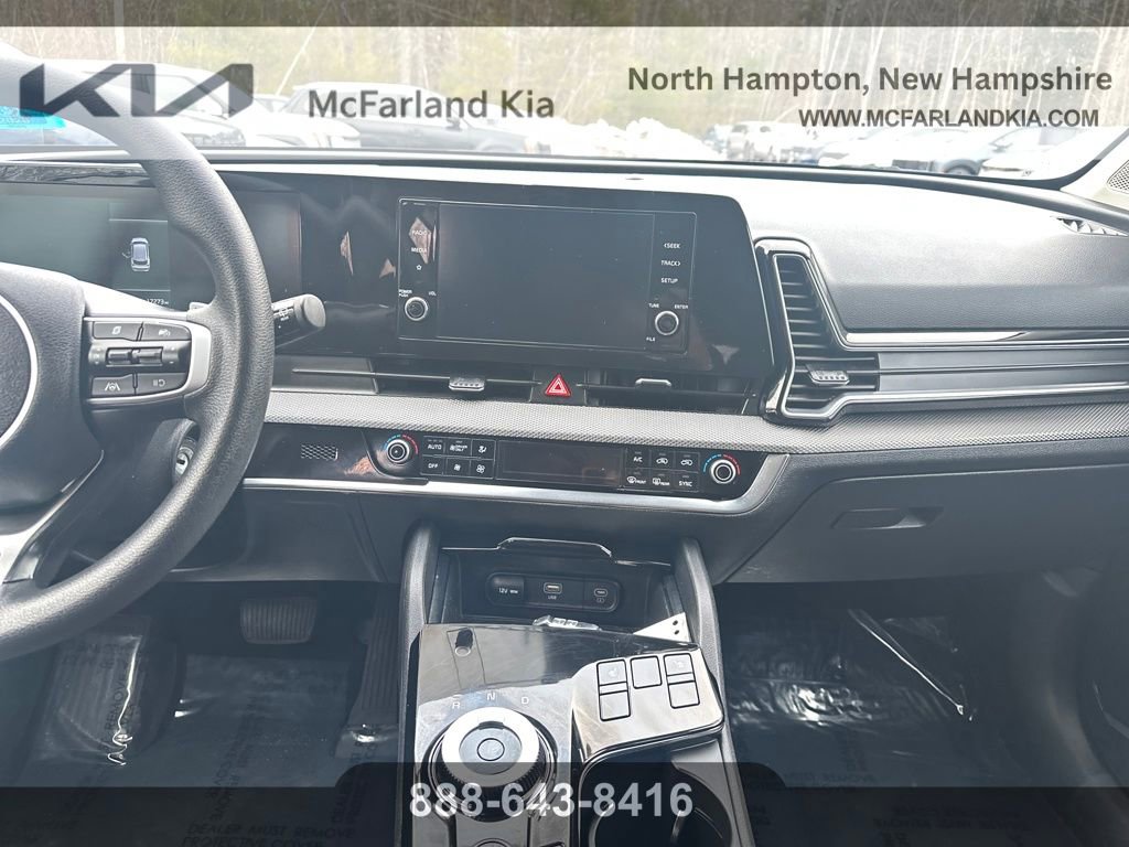 Used 2023 Kia Sportage LX image 19
