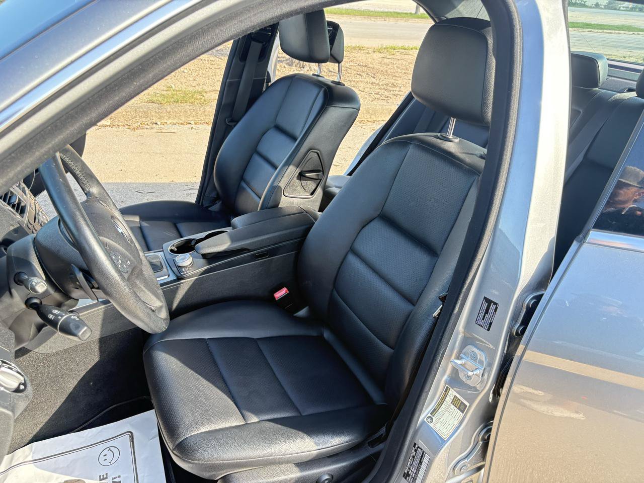 Used 2010 Mercedes-Benz C 300 Sedan image 31