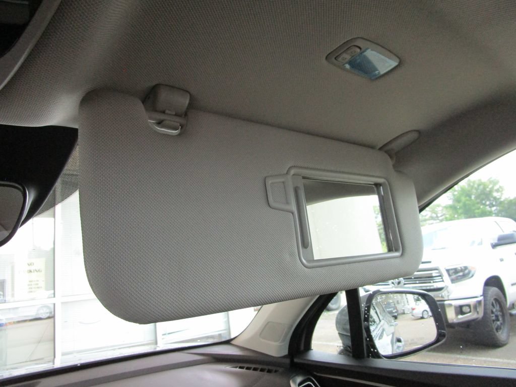 Used 2025 Kia Sorento S w/ Panoramic Sunroof Package FWD image 43