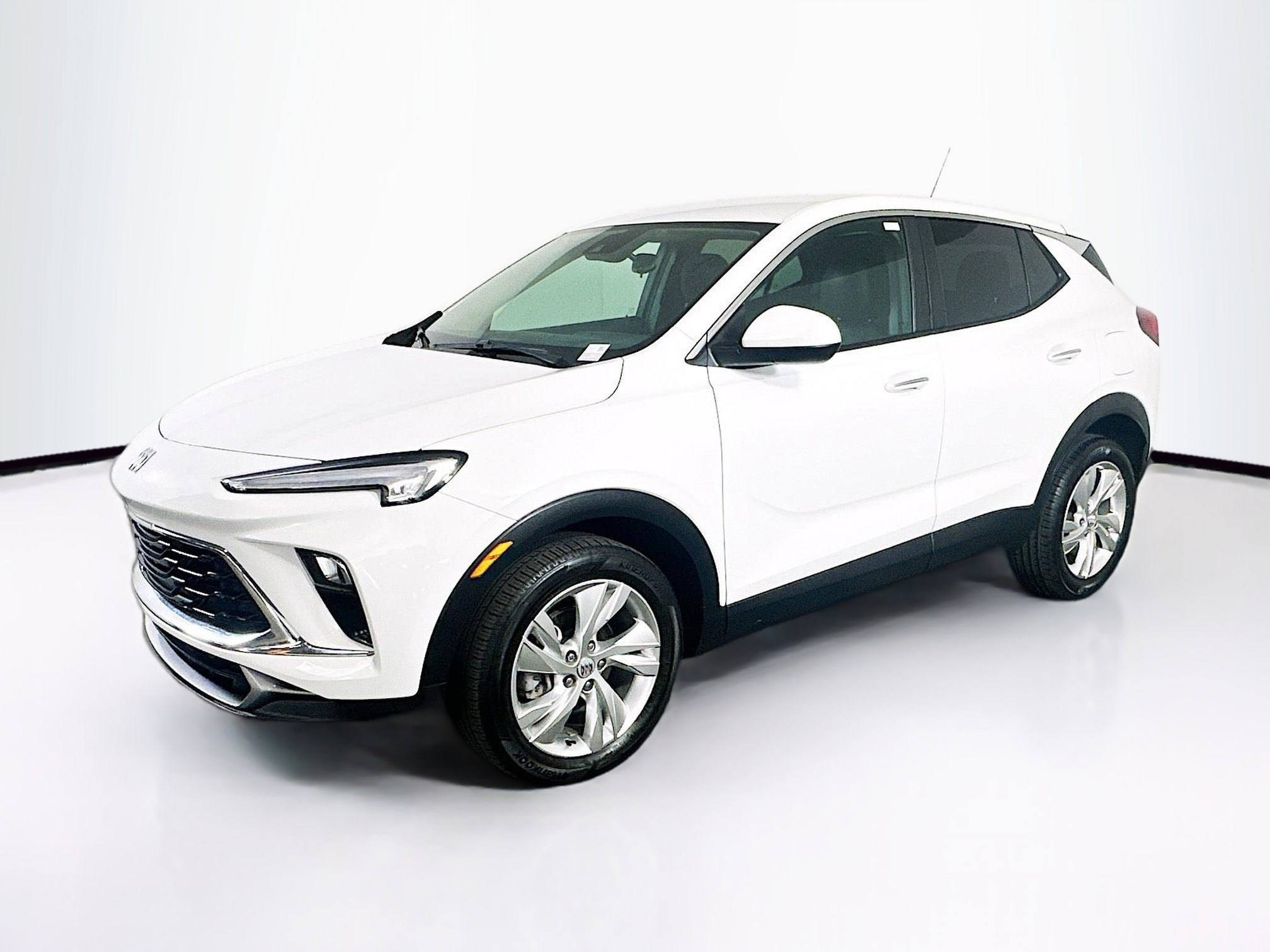 Used 2024 Buick Encore GX Preferred image 3