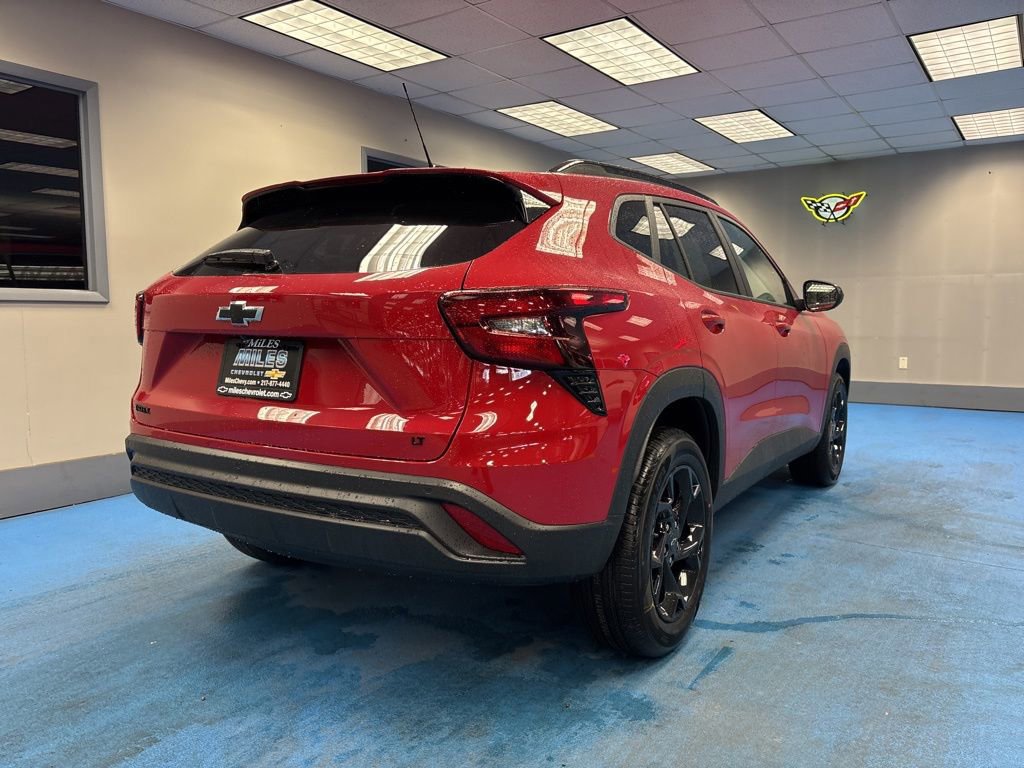 New 2026 Chevrolet Trax LT image 2