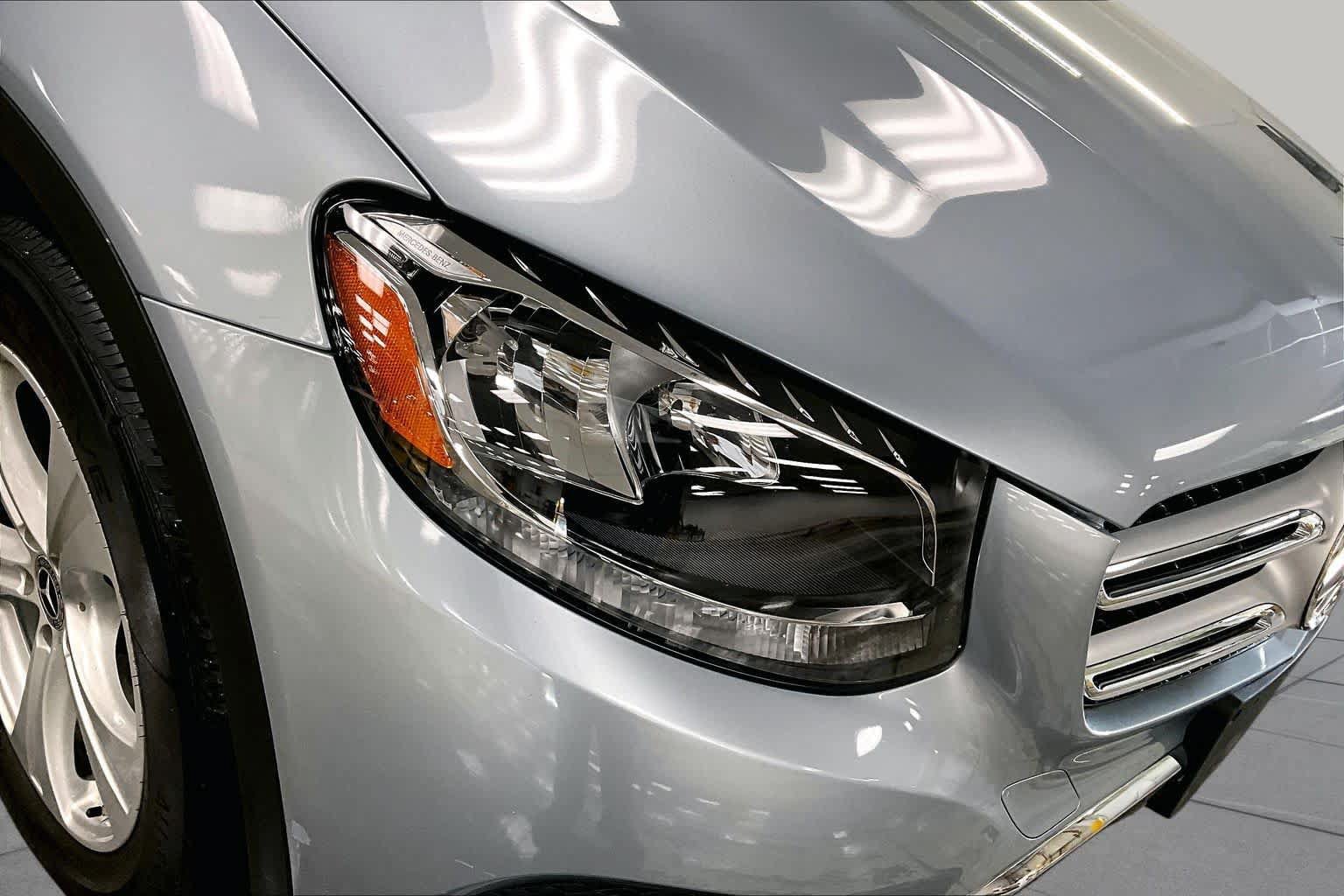 Used 2018 Mercedes-Benz GLC 300 4MATIC image 27