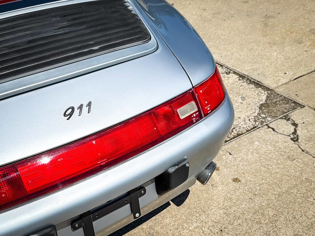 Used 1996 Porsche 911 Carrera RWD image 17