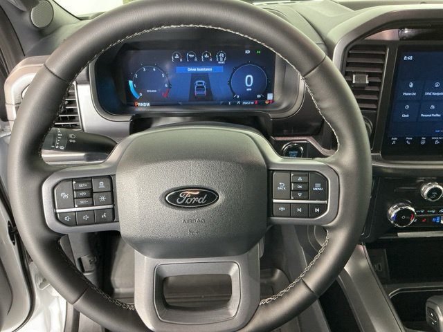 Used 2025 Ford F150 Lariat AWD/4WD image 17