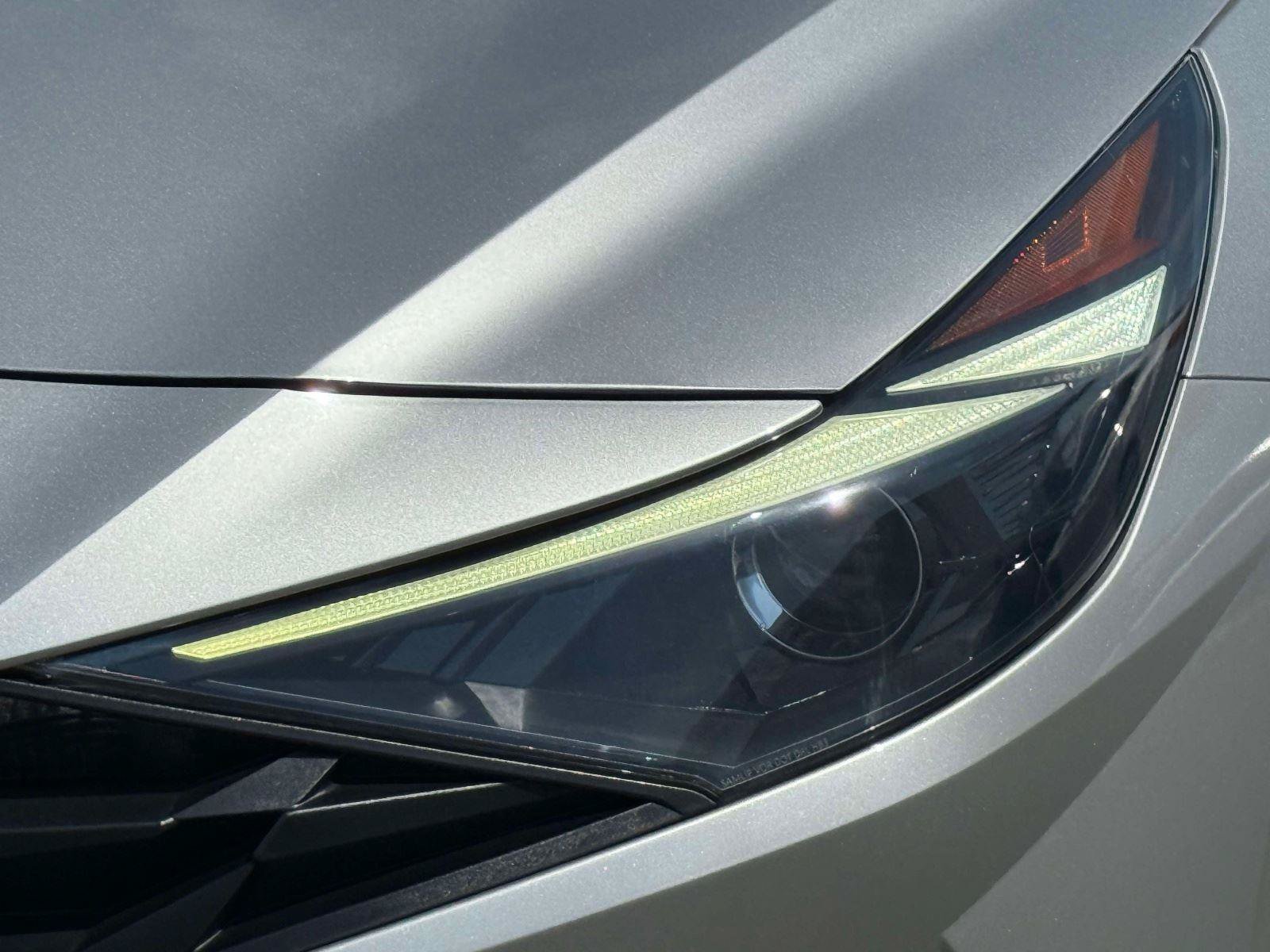 Used 2021 Hyundai Elantra SEL FWD image 10