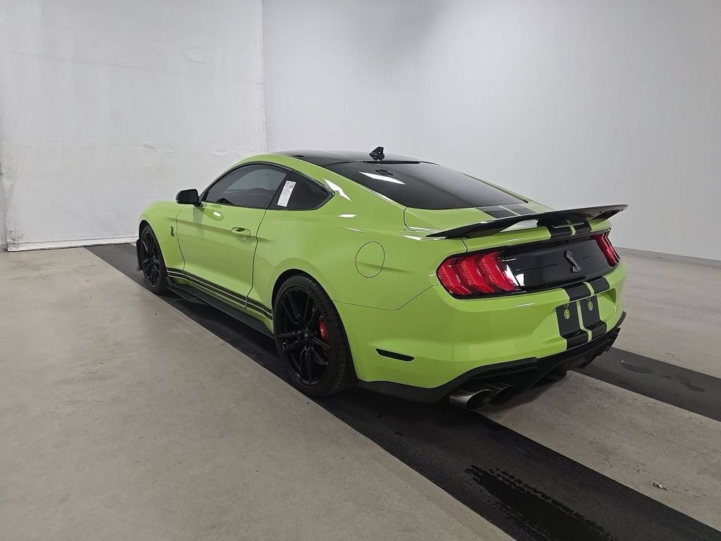 Used 2020 Ford Mustang Shelby GT500 w/ Technology Package RWD image 5
