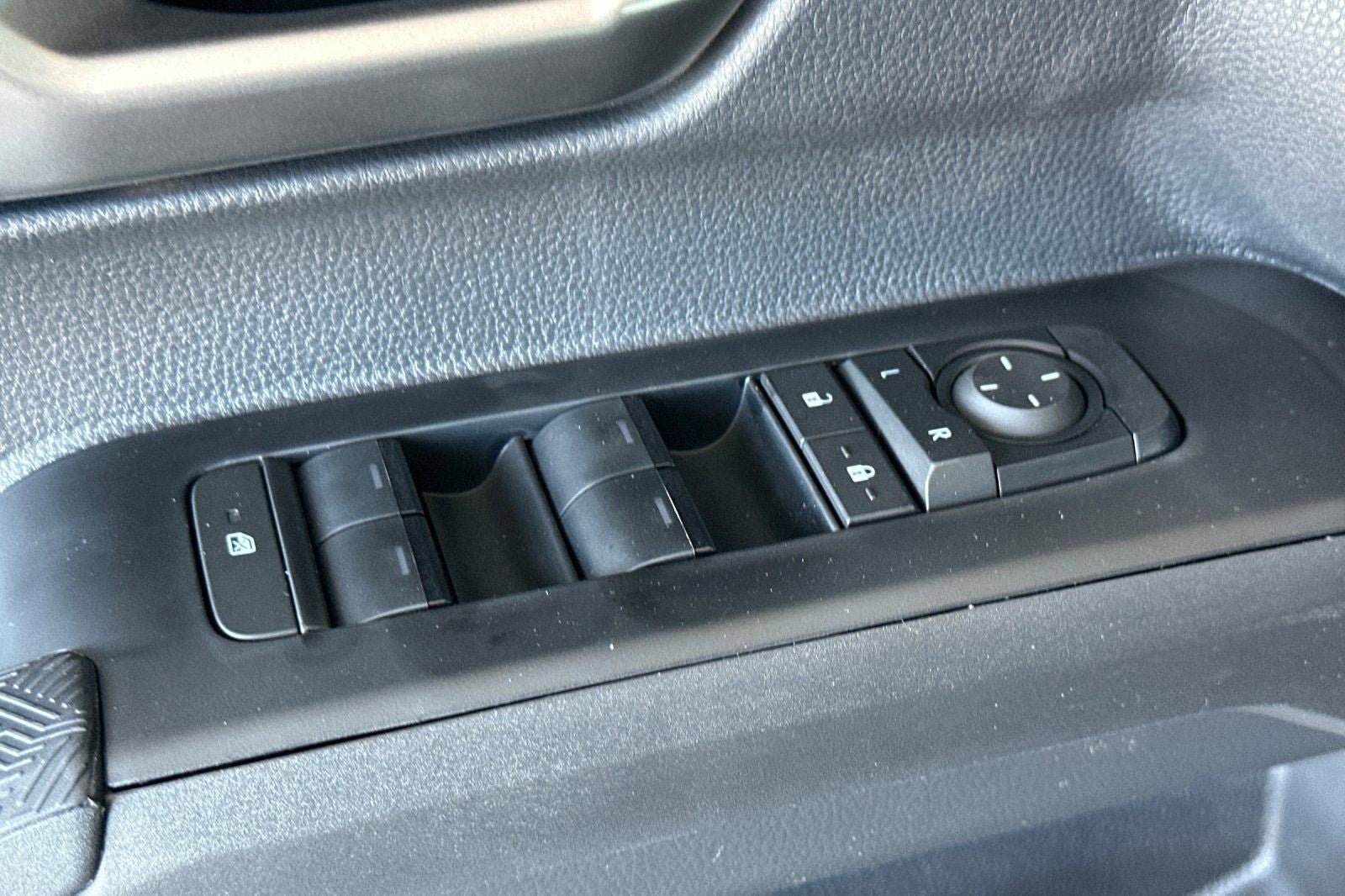 New 2026 Toyota Tacoma TRD Off-Road AWD/4WD image 13