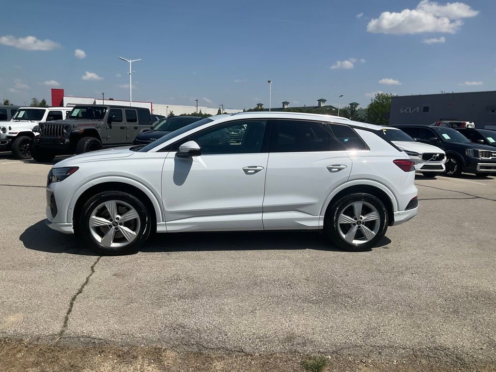 Used 2022 Audi Q4 e-tron Prestige AWD/4WD image 4