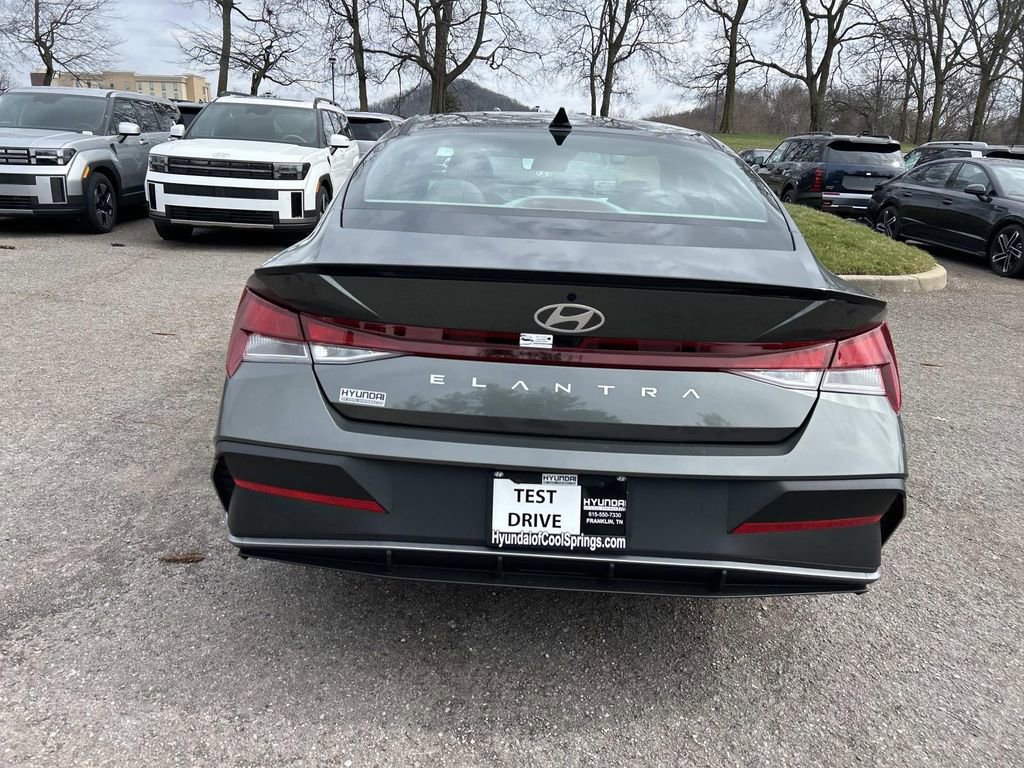 New 2026 Hyundai Elantra Sport image 6