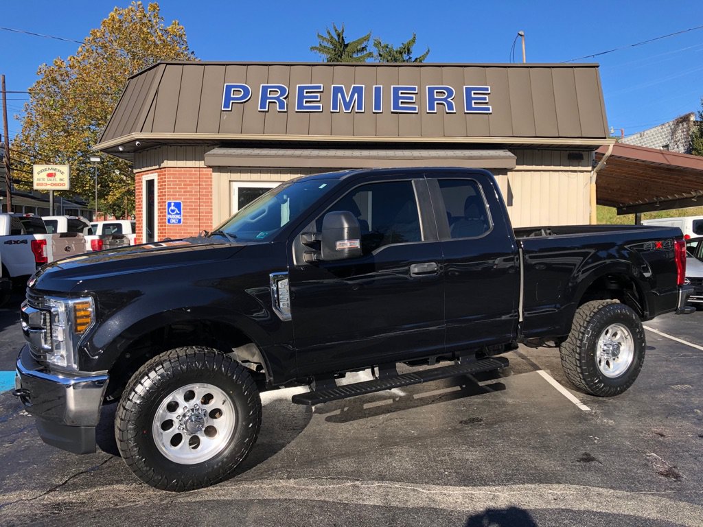 Used 2019 Ford F250 XL w/ Power Equipment Group AWD/4WD image 2