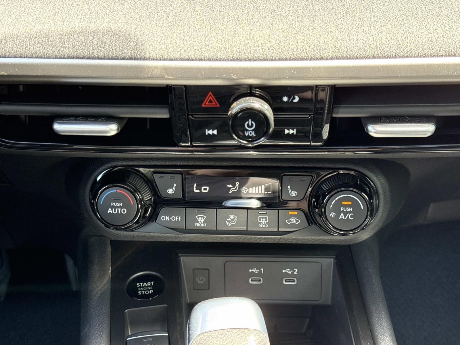 New 2026 Nissan Kicks SV w/ SV Premium Package AWD/4WD image 12