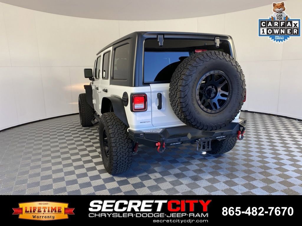 Used 2022 Jeep Wrangler Unlimited Rubicon AWD/4WD image 5