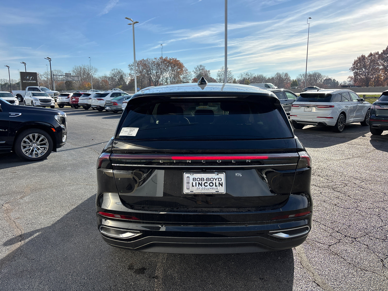 New 2026 Lincoln Nautilus Premier image 6