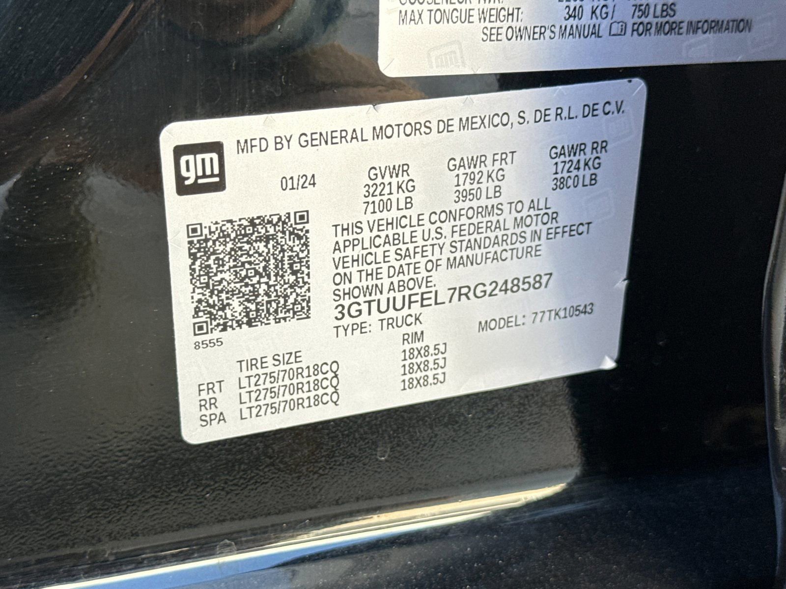 Used 2024 GMC Sierra 1500 AT4X image 34