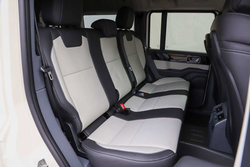 New 2025 INEOS Grenadier Fieldmaster Edition image 40