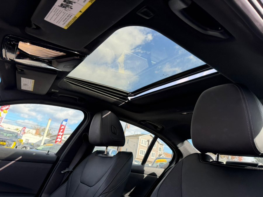 Used 2025 BMW 330i xDrive Sedan image 44