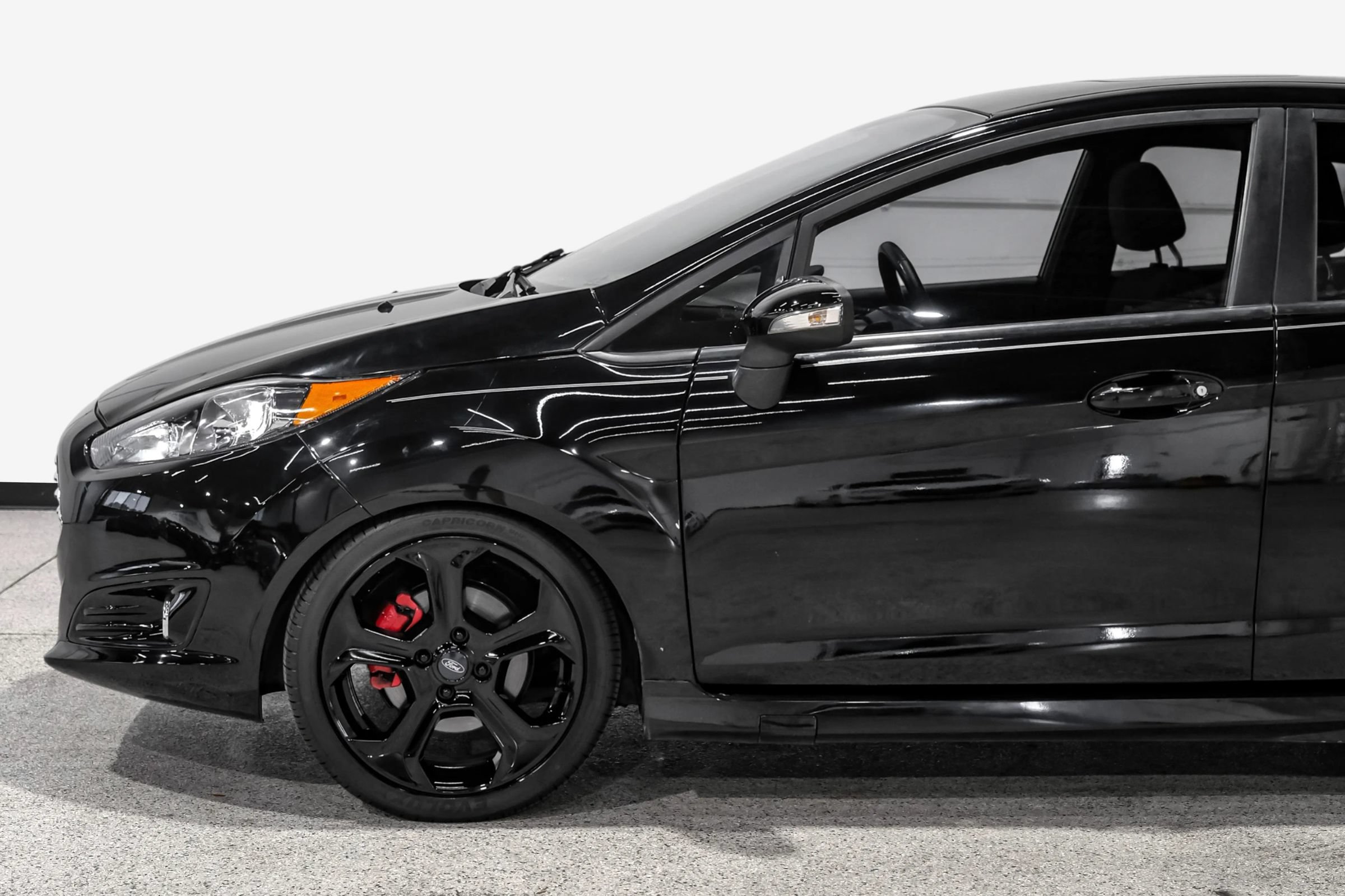 Used 2017 Ford Fiesta ST FWD image 10