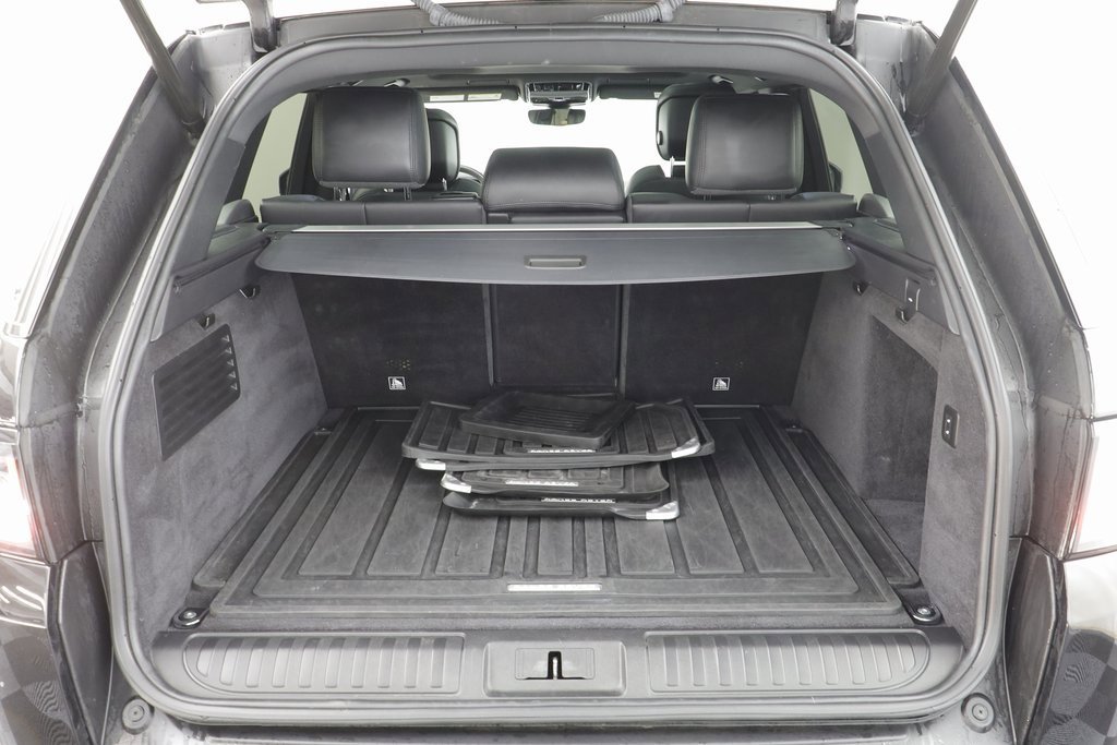 Used 2021 Land Rover Range Rover Sport HST image 19