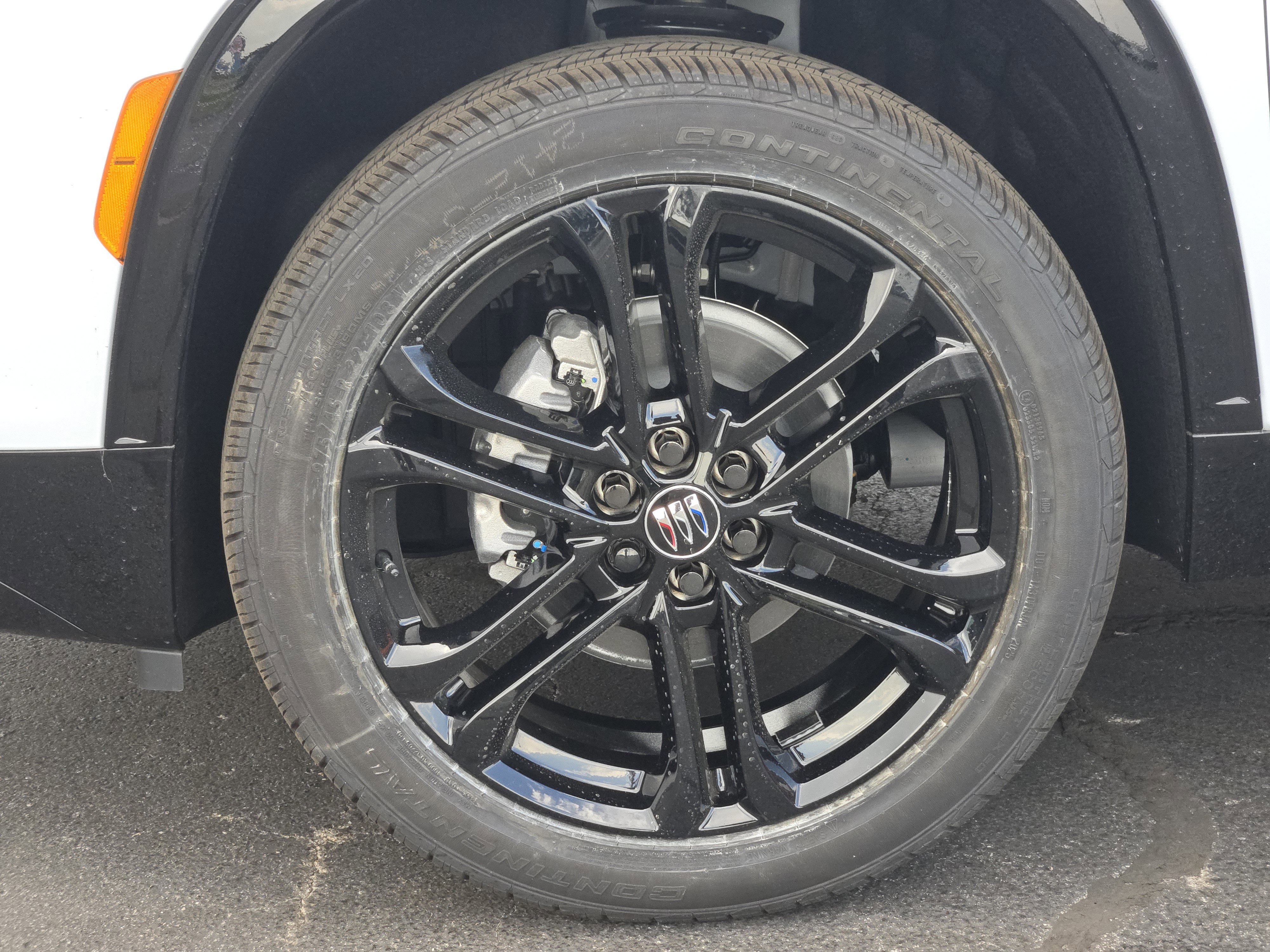 New 2026 Buick Enclave Sport Touring w/ Power Package image 9