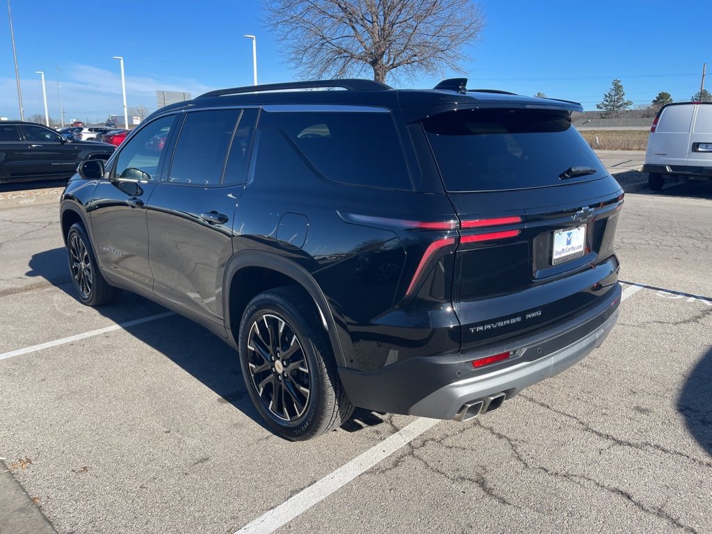 New 2025 Chevrolet Traverse LT w/ Enhanced Driving Package image 5