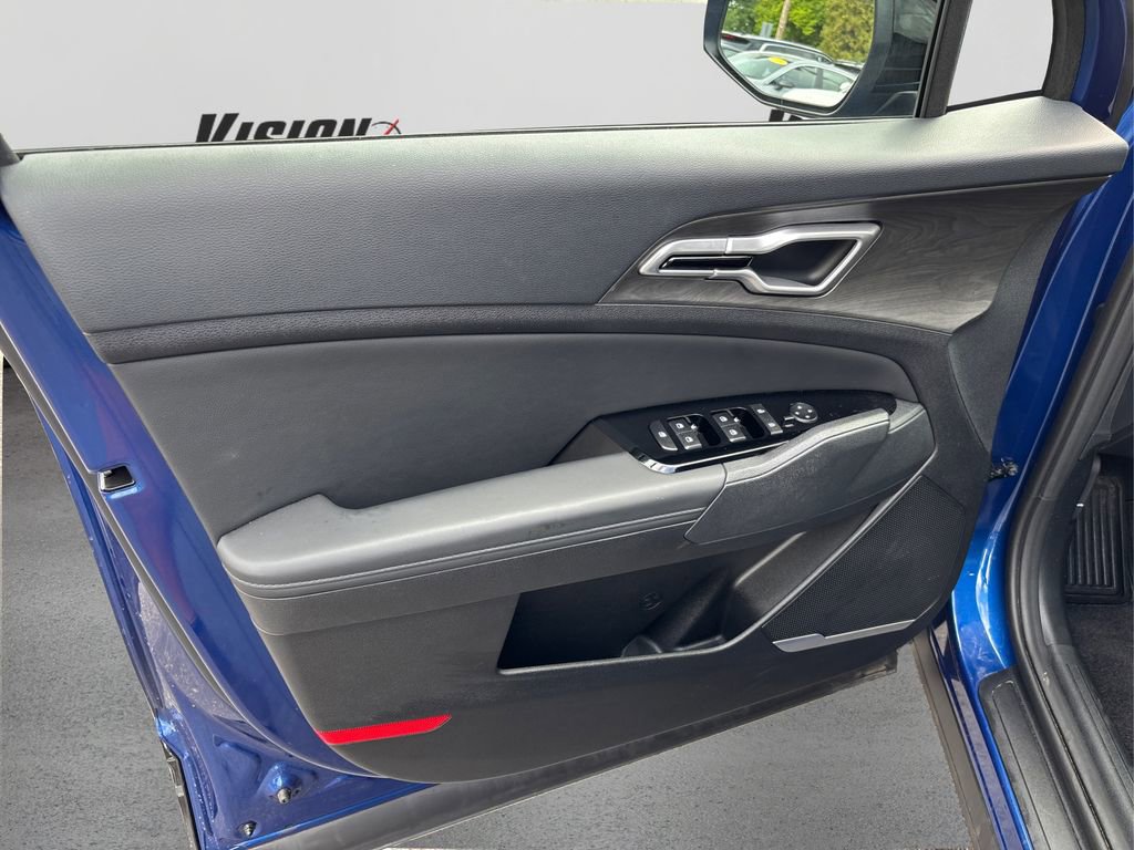 Used 2025 Kia Sportage X-Line w/ Premium Package image 23