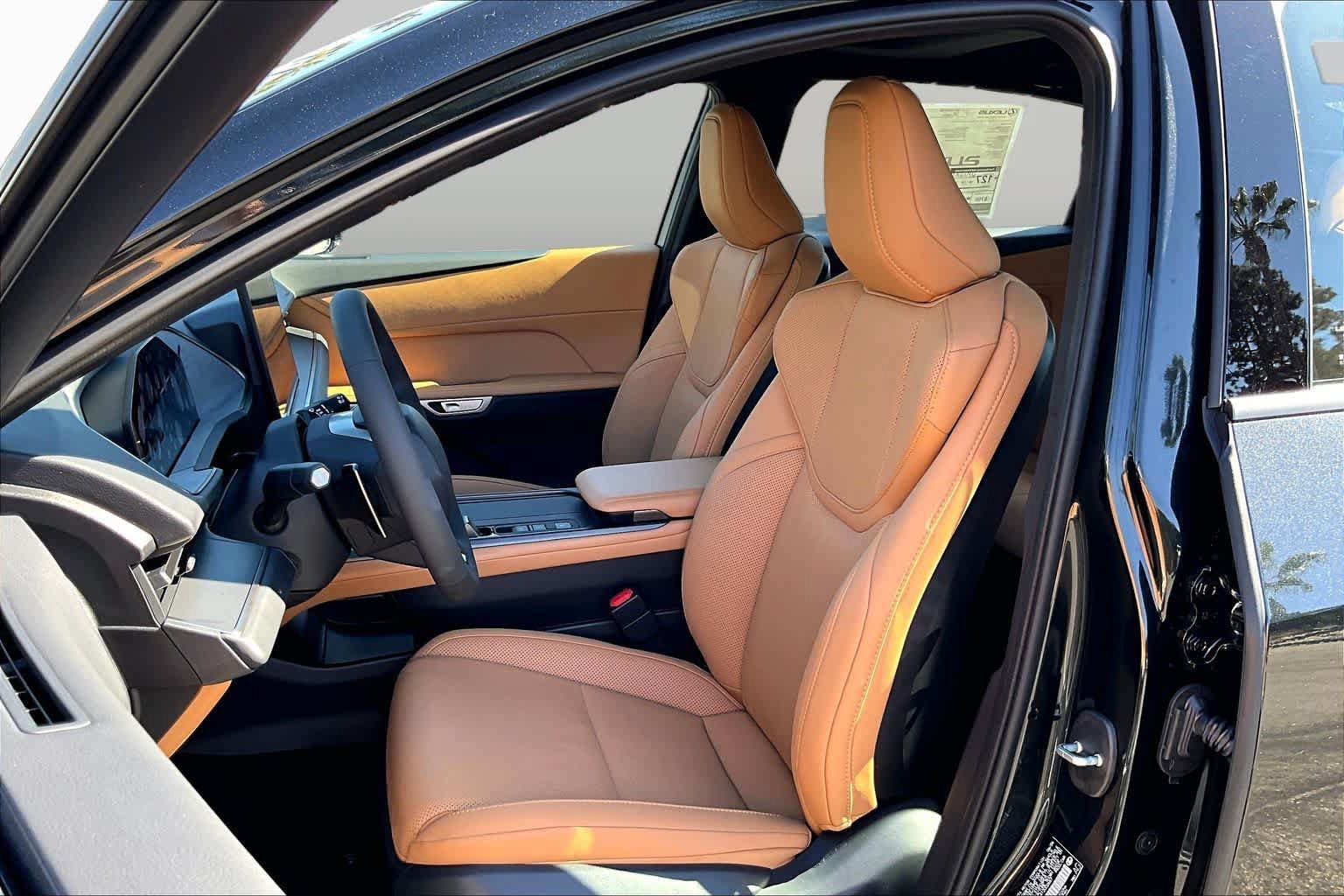 New 2026 Lexus ES 350e w/ Convenience Package FWD image 18