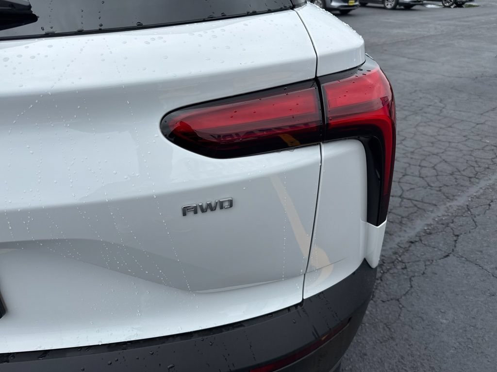 New 2026 Chevrolet Blazer EV LT AWD/4WD image 6