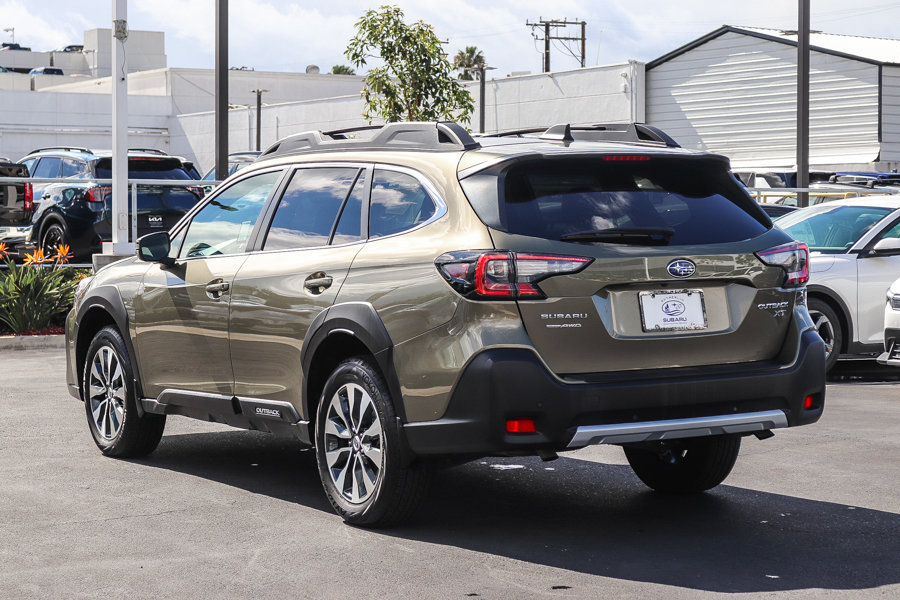 Used 2024 Subaru Outback Limited XT AWD/4WD image 7