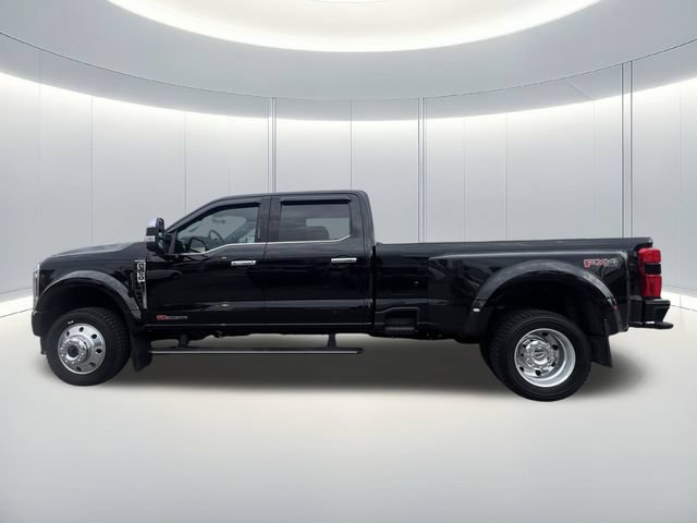 Used 2024 Ford F450 4x4 Crew Cab Super Duty image 2